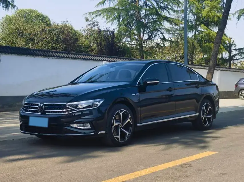 2023 Volkswagen Magotan 2.0T 186HP L4 7DCT