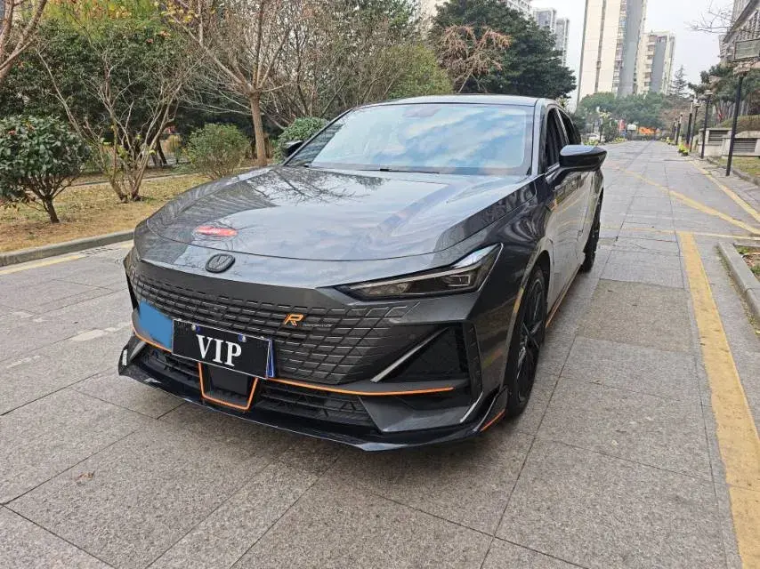 2022 ChangAn UNI-V 1.5T 188HP L4 7DCT