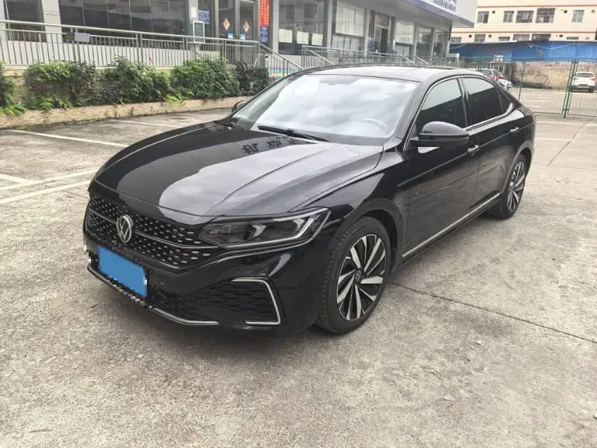 2021 Volkswagen Passat 2.0T 186HP L4 7DCT