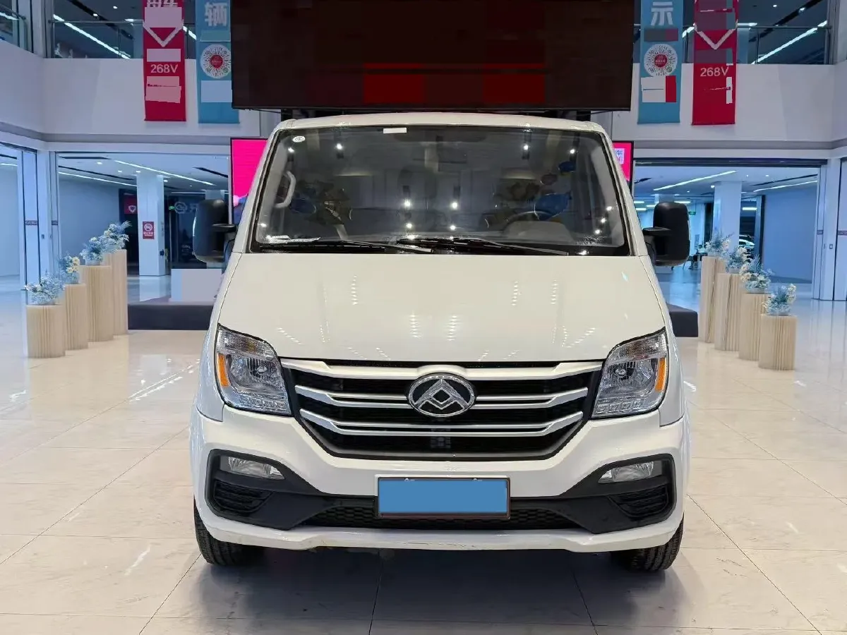 2023 Iveco JuXing 2.0T 126HP L4 6MT,autocango,china used car exporter,china ev exporter,chinese used car exporter,chinese used ev exporter