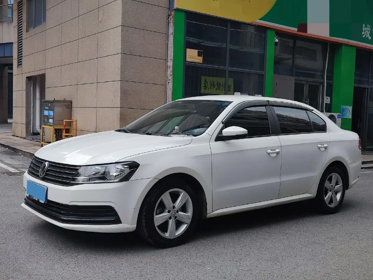 2017 Volkswagen Lavida 1.6L 110HP L4 6AT