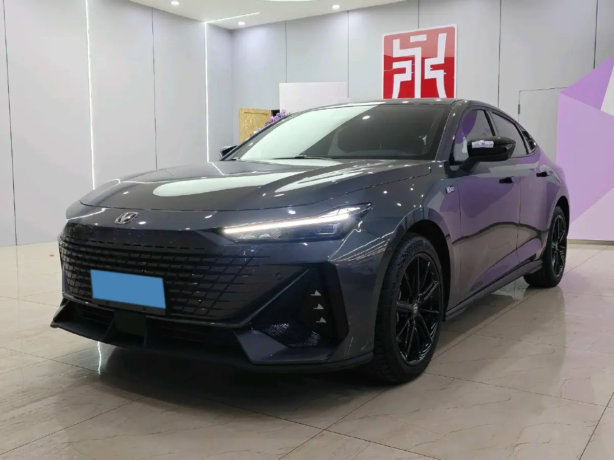 2023 ChangAn UNI-V iDD 1.5T 170HP L4 6TCT PHEV 18.4KWH