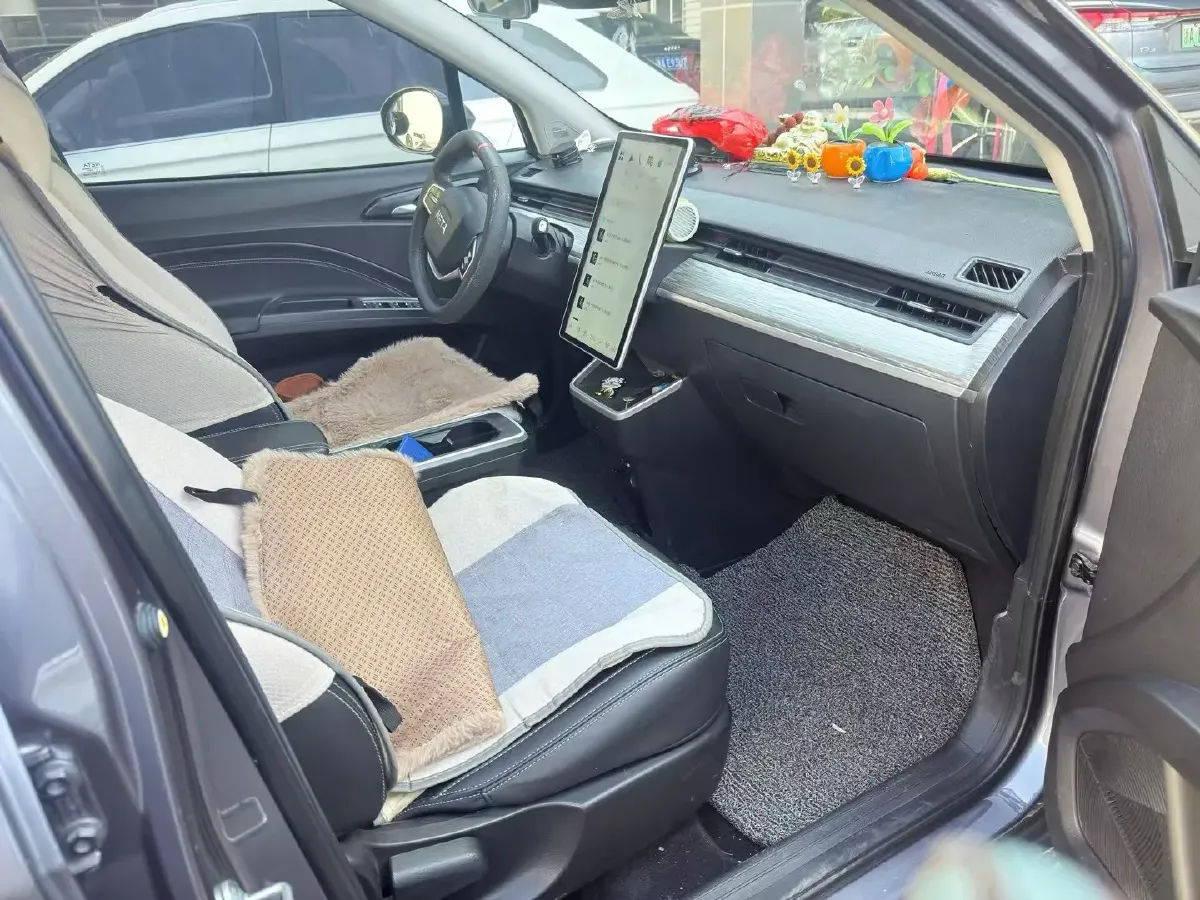 2022 ChangAn Oshan X7 Plus 1.5T 188HP L4 7DCT,autocango,china used car exporter,china ev exporter,chinese used car exporter,chinese used ev exporter