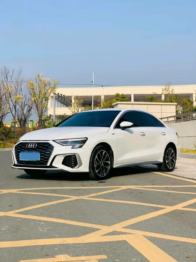 2022 Audi A3 1.4T 150HP L4 7DCT