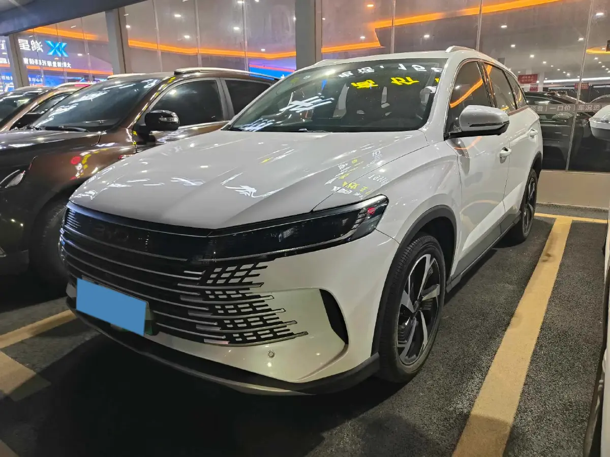 2025 BYD Sea Lion 05 DM-i 1.5L 101HP L4 E-CVT PHEV 18.3KWH