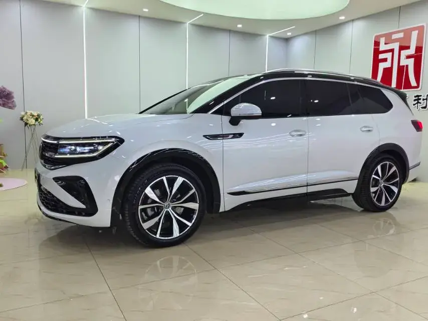 2021 Volkswagen Talagon 2.0T 220HP L4 7DCT