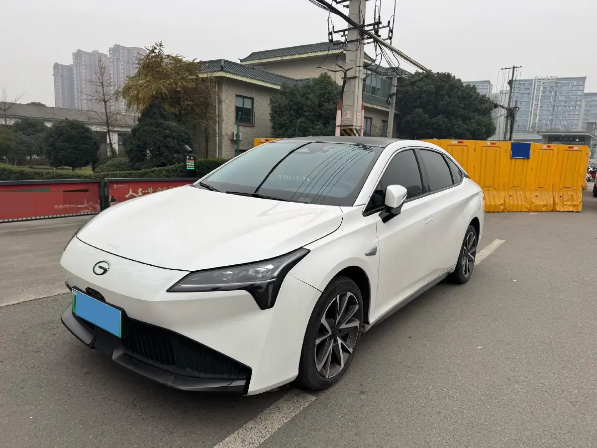 2022 ChangAn Oshan Z6 1.5T 170HP L4 6TCT PHEV 28.4KWH
