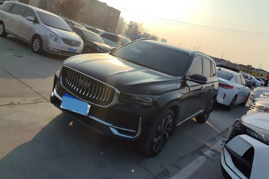 2024 Geely Monjaro 2.0T 238HP L4 8AT