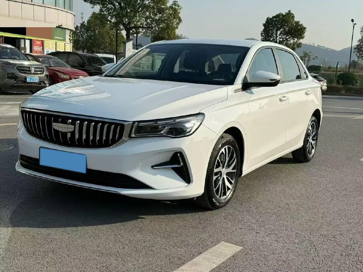 2026 Geely Emgrand 1.5L 120HP L4 5MT