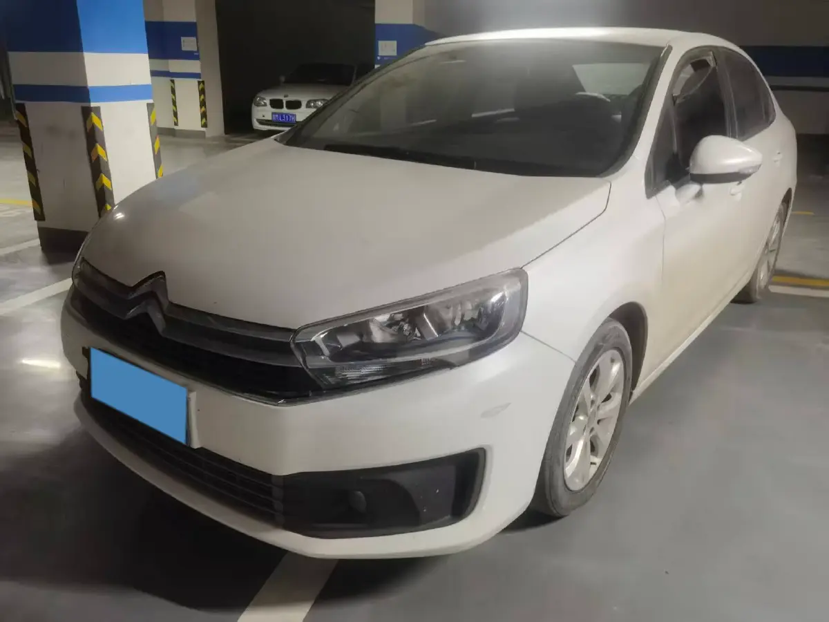 2018 Citroen C4 C-Quatre 1.6L 117HP L4 5MT