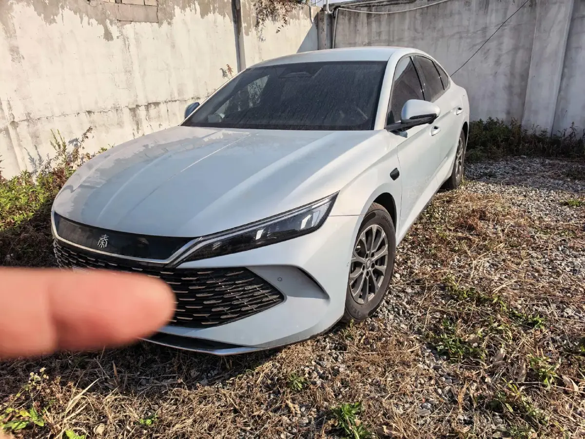 2025 BYD QinL 1.5L 101HP L4 E-CVT PHEV 10.08KWH