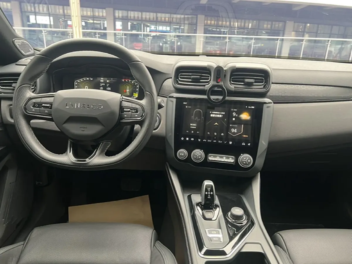 2022 LYNK&CO 02 Hatchback 2.0T 190HP L4 7DCT,autocango,china used car exporter,china ev exporter,chinese used car exporter,chinese used ev exporter