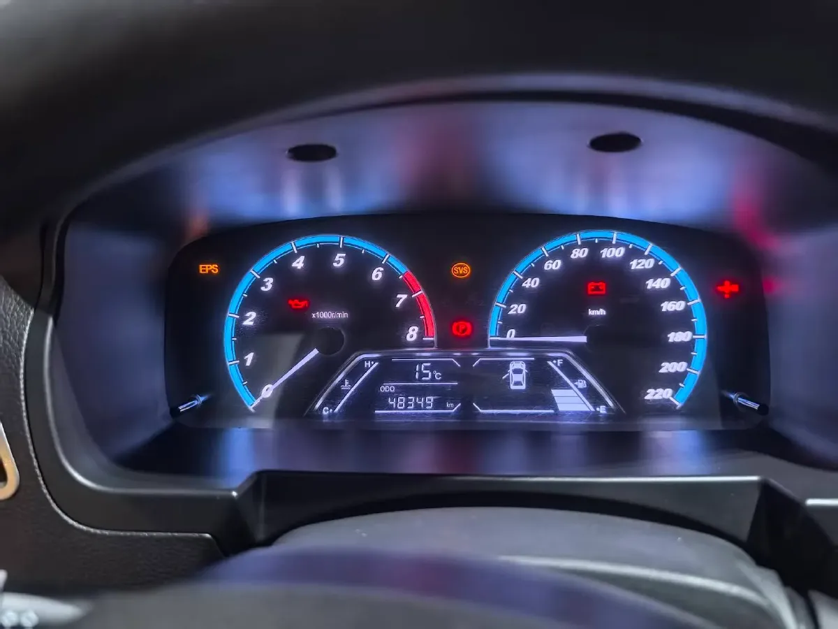 2018 Yema SiPaiKa 1.5L 112HP L4 5MT,autocango,china used car exporter,china ev exporter,chinese used car exporter,chinese used ev exporter