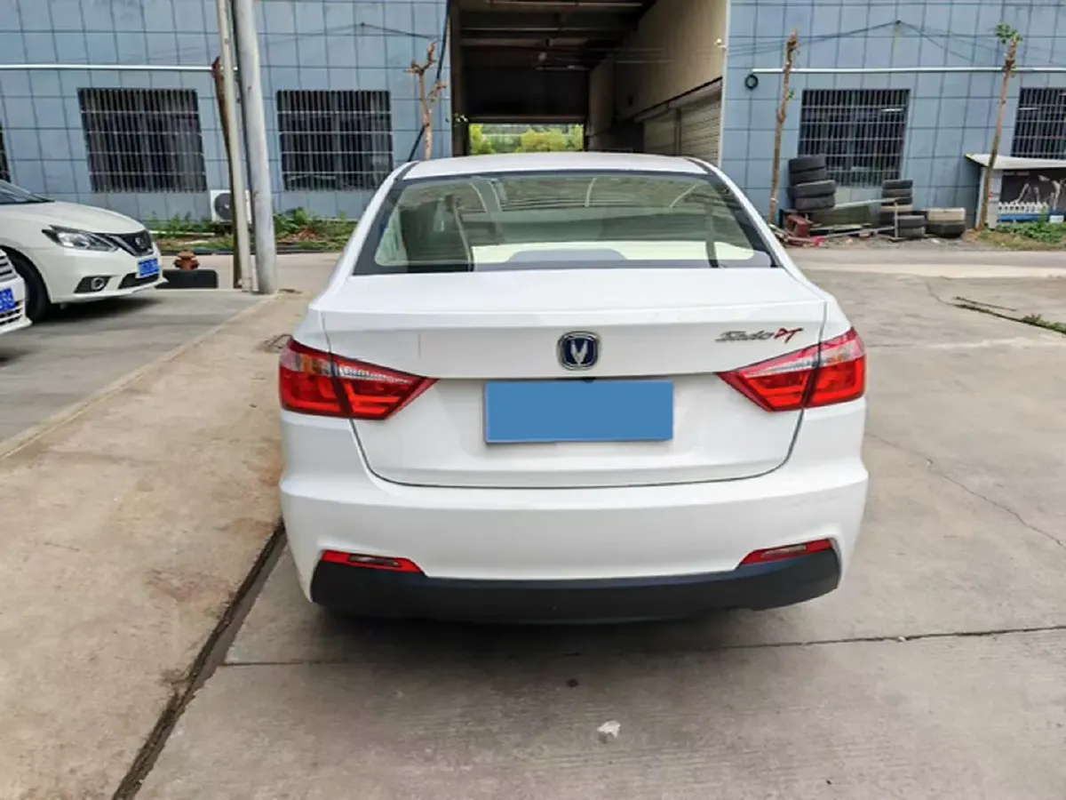 2021 ChangAn Eado DT 1.6L 125HP L4 4AT,autocango,china used car exporter,china ev exporter,chinese used car exporter,chinese used ev exporter
