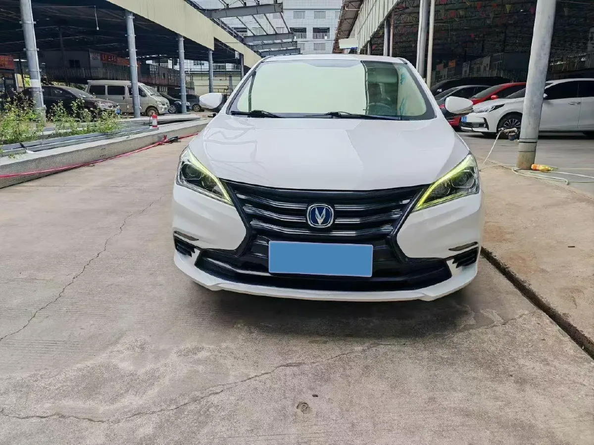 2021 ChangAn Eado DT 1.6L 125HP L4 4AT,autocango,china used car exporter,china ev exporter,chinese used car exporter,chinese used ev exporter