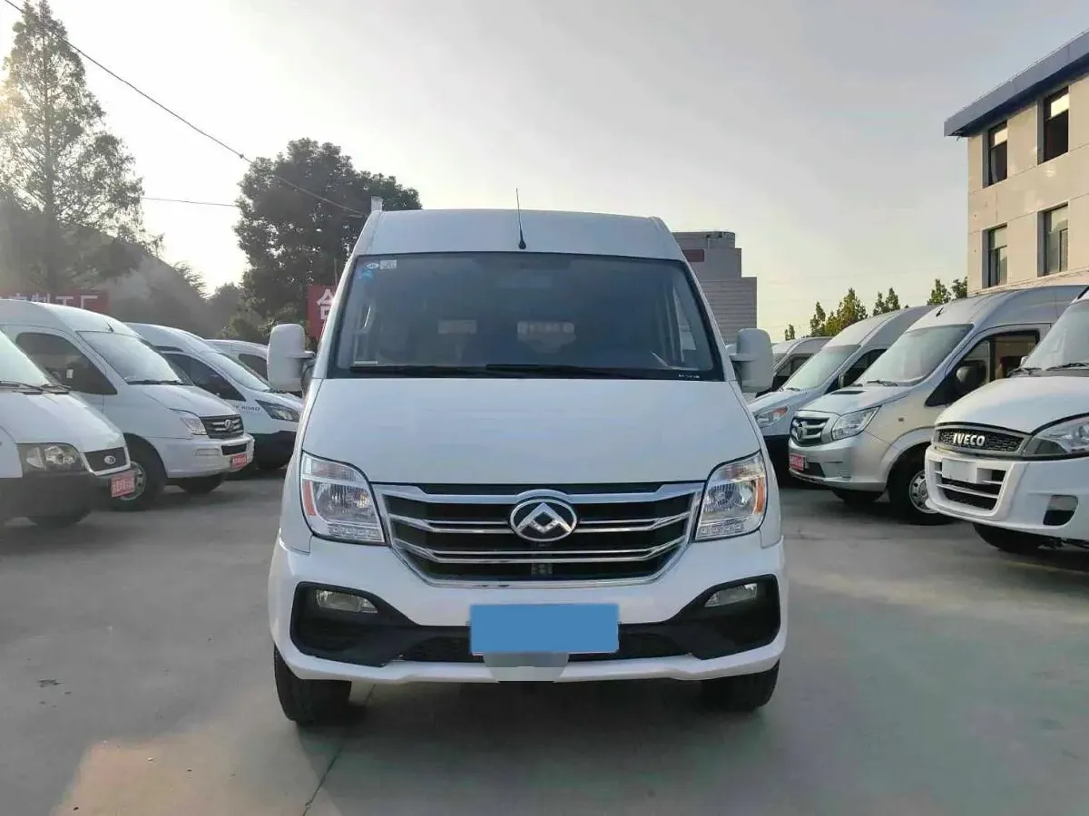2019 JAC T8 2.0T 190HP L4 6MT,autocango,china used car exporter,china ev exporter,chinese used car exporter,chinese used ev exporter
