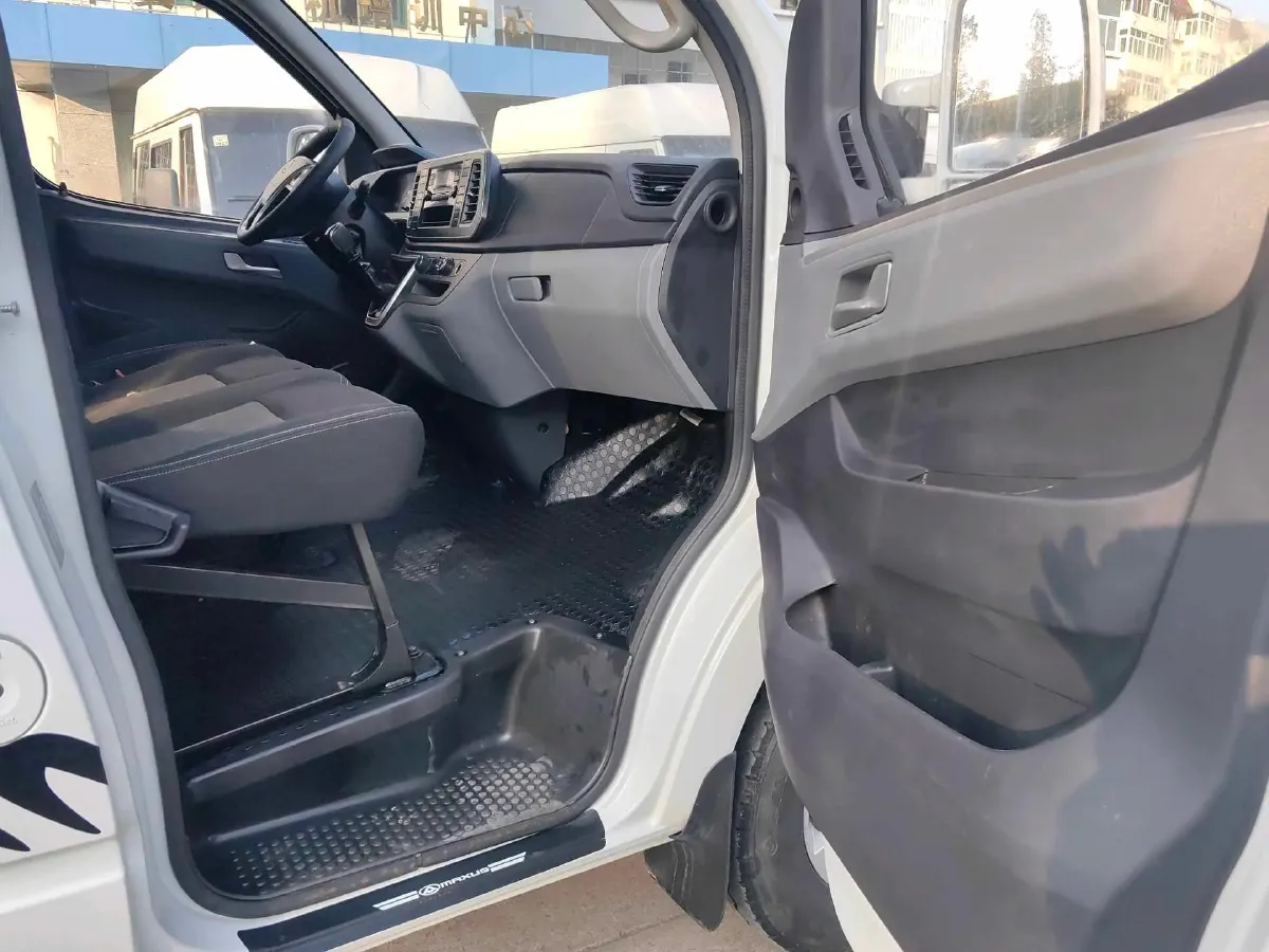 2019 JAC T8 2.0T 190HP L4 6MT,autocango,china used car exporter,china ev exporter,chinese used car exporter,chinese used ev exporter