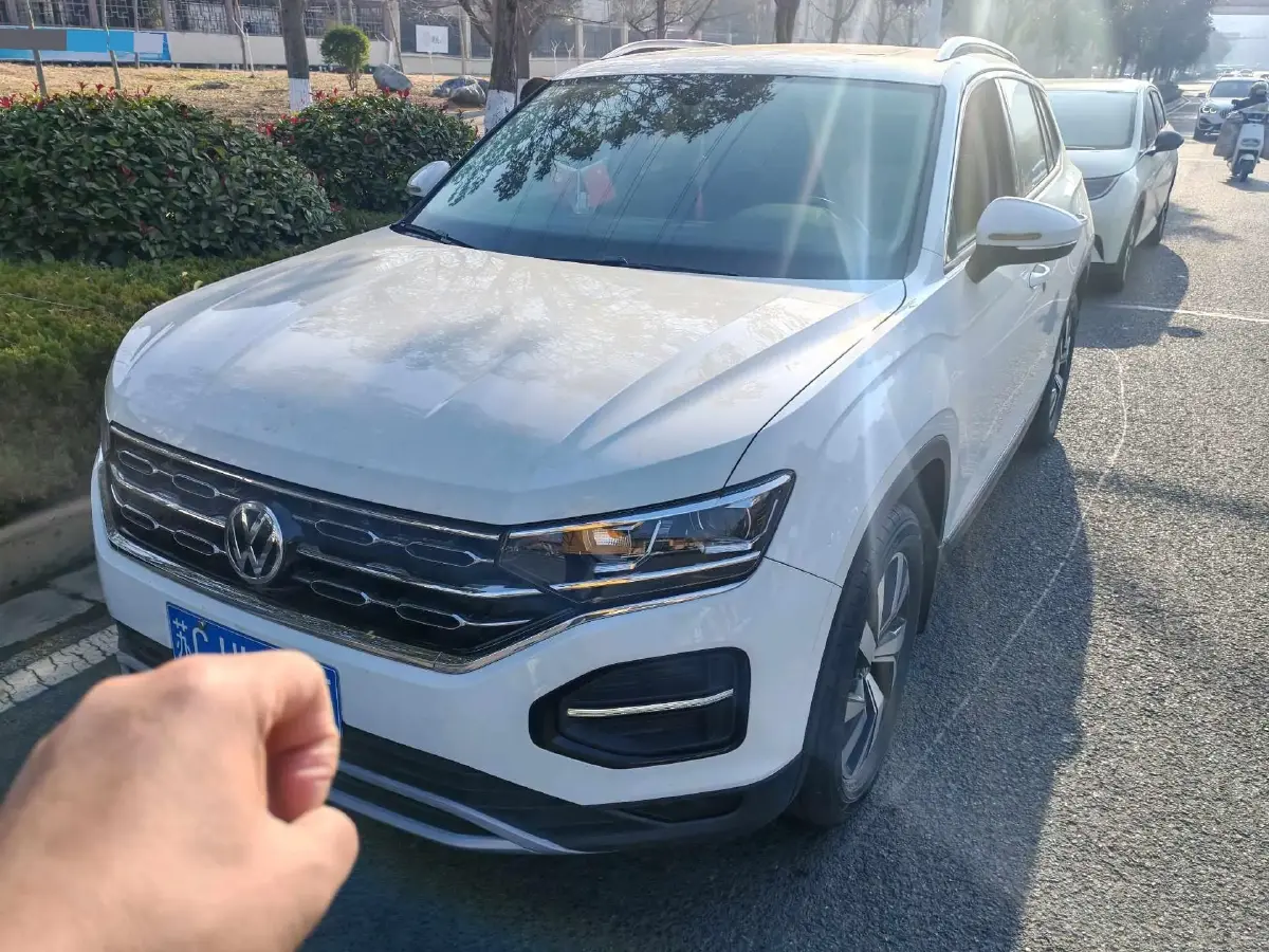 2019 Jeep Cherokee 2.0T 234HP L4 9AT