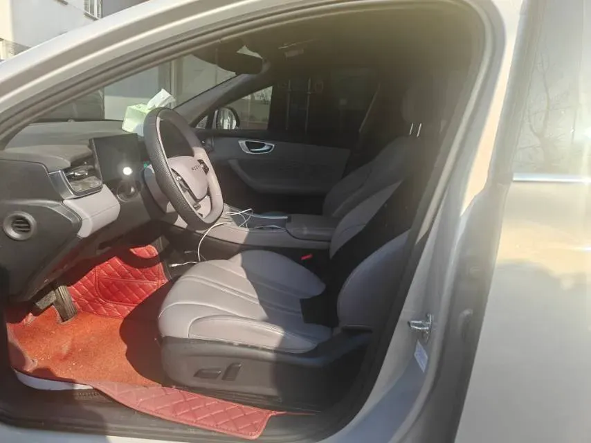 2025 Roewe M7 DMH 1.5L 112HP L4 1DHT PHEV,autocango,china used car exporter,china ev exporter,chinese used car exporter,chinese used ev exporter