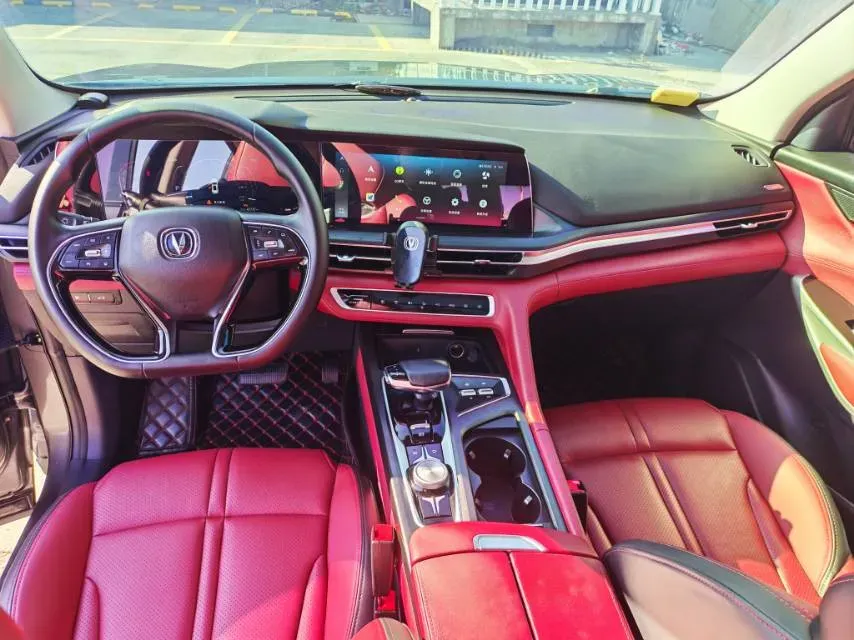 2020 ChangAn CS75 Plus 2.0T 233HP L4 8AT,autocango,china used car exporter,china ev exporter,chinese used car exporter,chinese used ev exporter