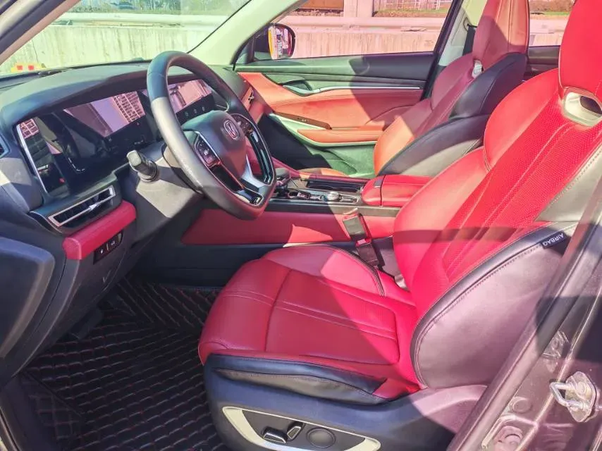 2020 ChangAn CS75 Plus 2.0T 233HP L4 8AT,autocango,china used car exporter,china ev exporter,chinese used car exporter,chinese used ev exporter