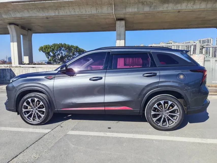 2020 ChangAn CS75 Plus 2.0T 233HP L4 8AT,autocango,china used car exporter,china ev exporter,chinese used car exporter,chinese used ev exporter