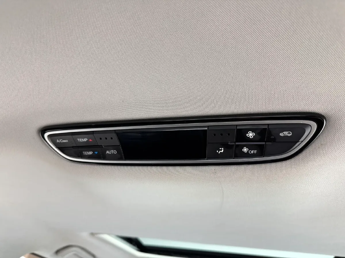 2023 GAC Trumpchi M8 2.0T 252HP L4 8AT,autocango,china used car exporter,china ev exporter,chinese used car exporter,chinese used ev exporter