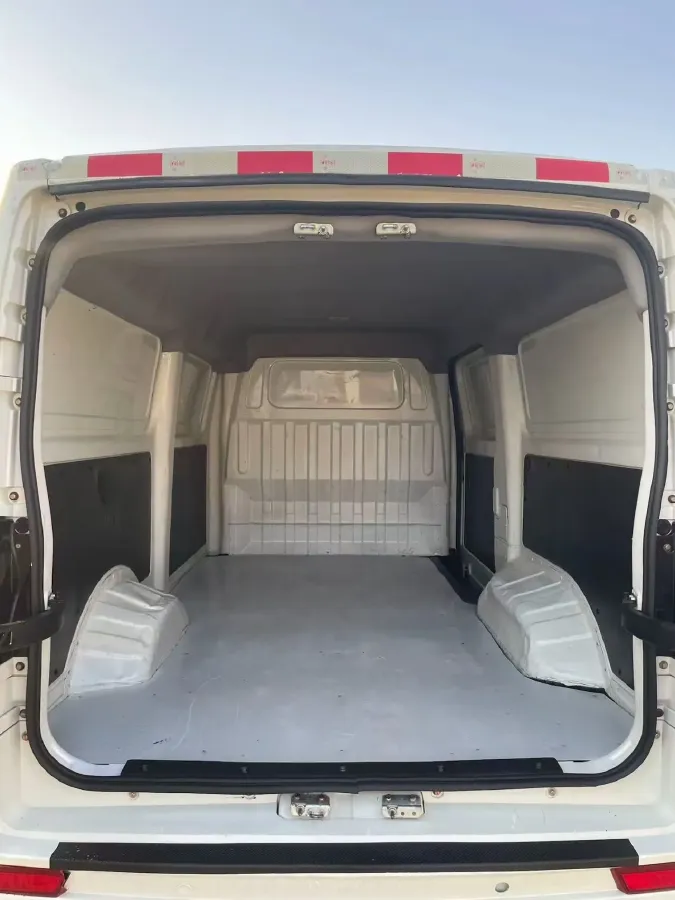 2020 MAXUS XinTu EV90 BEV 72KWH,autocango,china used car exporter,china ev exporter,chinese used car exporter,chinese used ev exporter