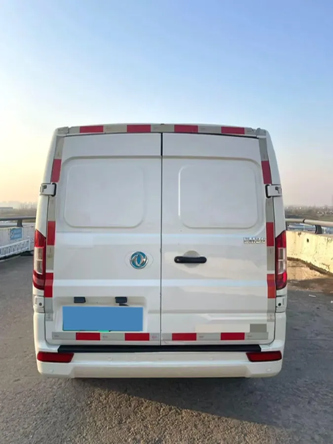 2020 MAXUS XinTu EV90 BEV 72KWH,autocango,china used car exporter,china ev exporter,chinese used car exporter,chinese used ev exporter