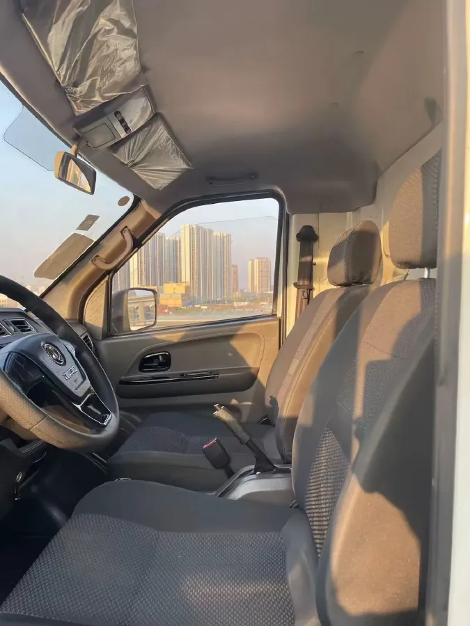 2020 MAXUS XinTu EV90 BEV 72KWH,autocango,china used car exporter,china ev exporter,chinese used car exporter,chinese used ev exporter