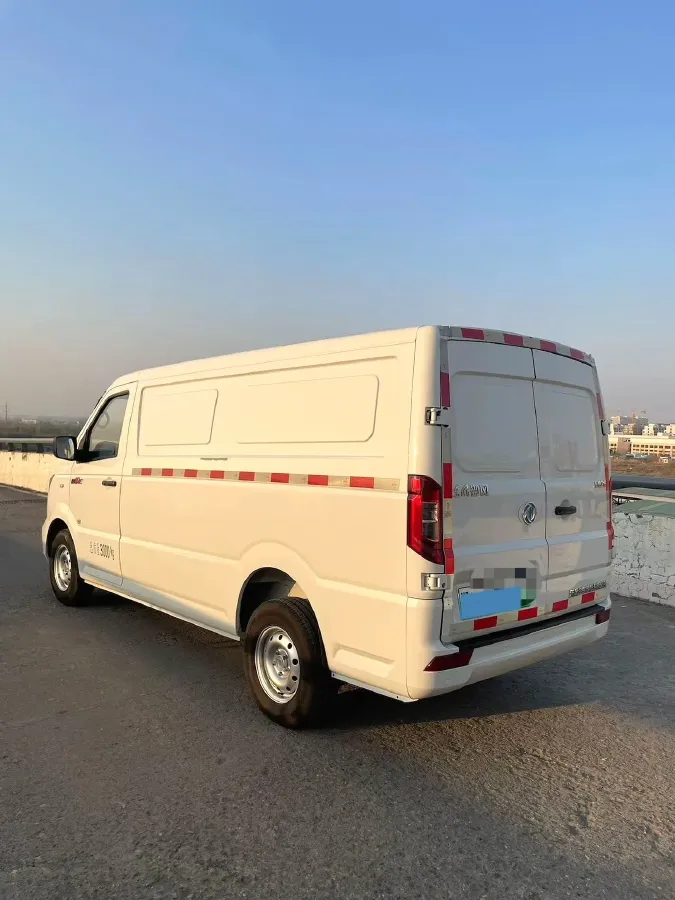 2020 MAXUS XinTu EV90 BEV 72KWH,autocango,china used car exporter,china ev exporter,chinese used car exporter,chinese used ev exporter