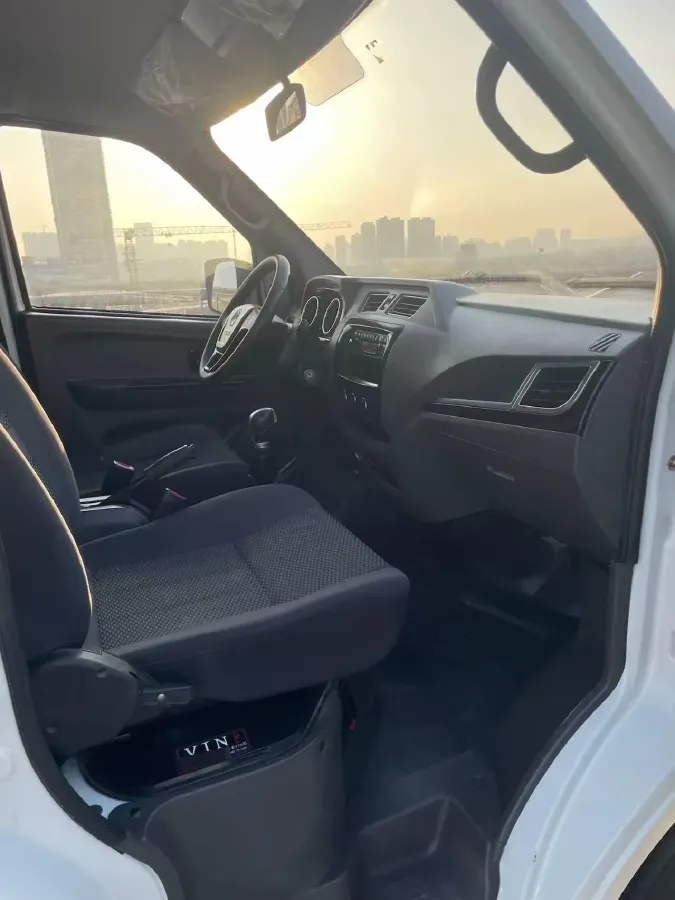 2020 MAXUS XinTu EV90 BEV 72KWH,autocango,china used car exporter,china ev exporter,chinese used car exporter,chinese used ev exporter