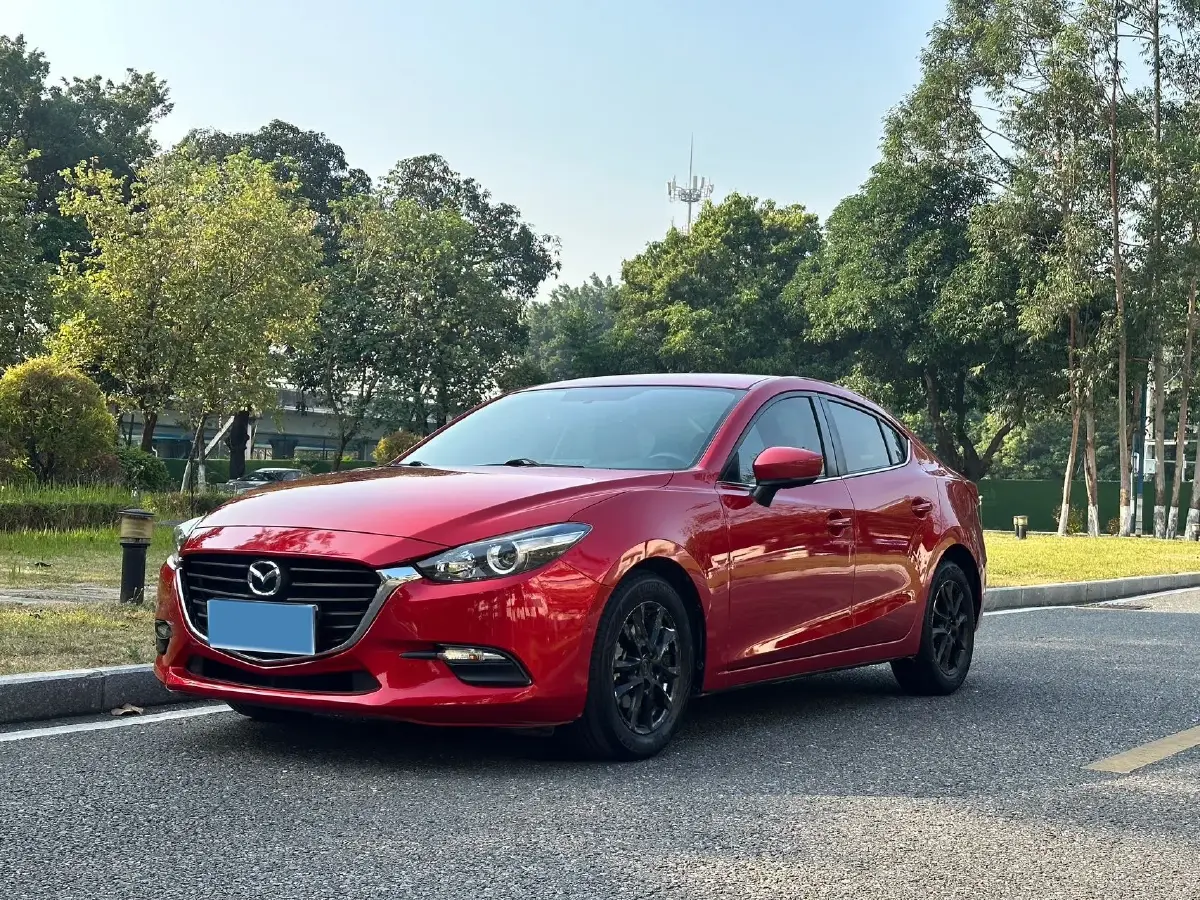 2017 Mazda 3 Axela 1.5L 117HP L4 6AT