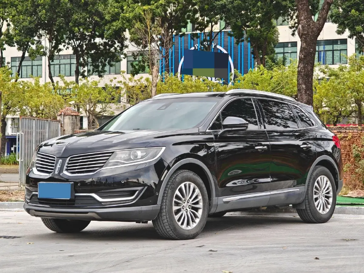2018 Lincoln MKX 2.0T 253HP L4 6AT