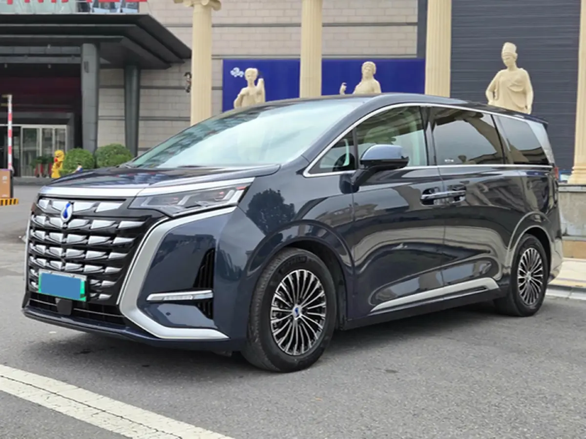 2024 Denza D9 1.5T 139HP L4 E-CVT PHEV 40KWH