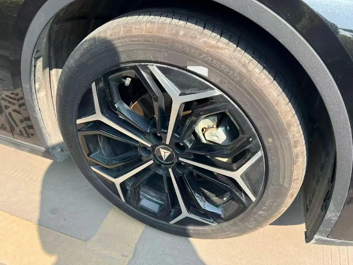 2025 Deepal L07 1.5L 98HP L4 REEV 35.07KWH,autocango,china used car exporter,china ev exporter,chinese used car exporter,chinese used ev exporter