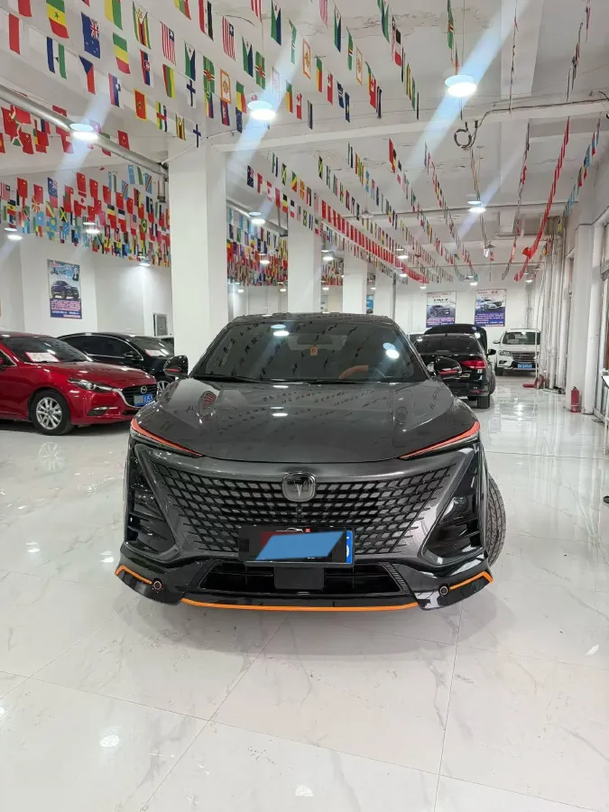 2022 ChangAn UNI-T 1.5T 188HP L4 7DCT,autocango,china used car exporter,china ev exporter,chinese used car exporter,chinese used ev exporter