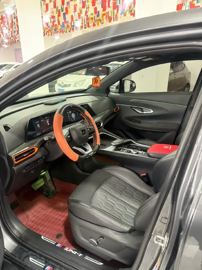 2022 ChangAn UNI-T 1.5T 188HP L4 7DCT,autocango,china used car exporter,china ev exporter,chinese used car exporter,chinese used ev exporter