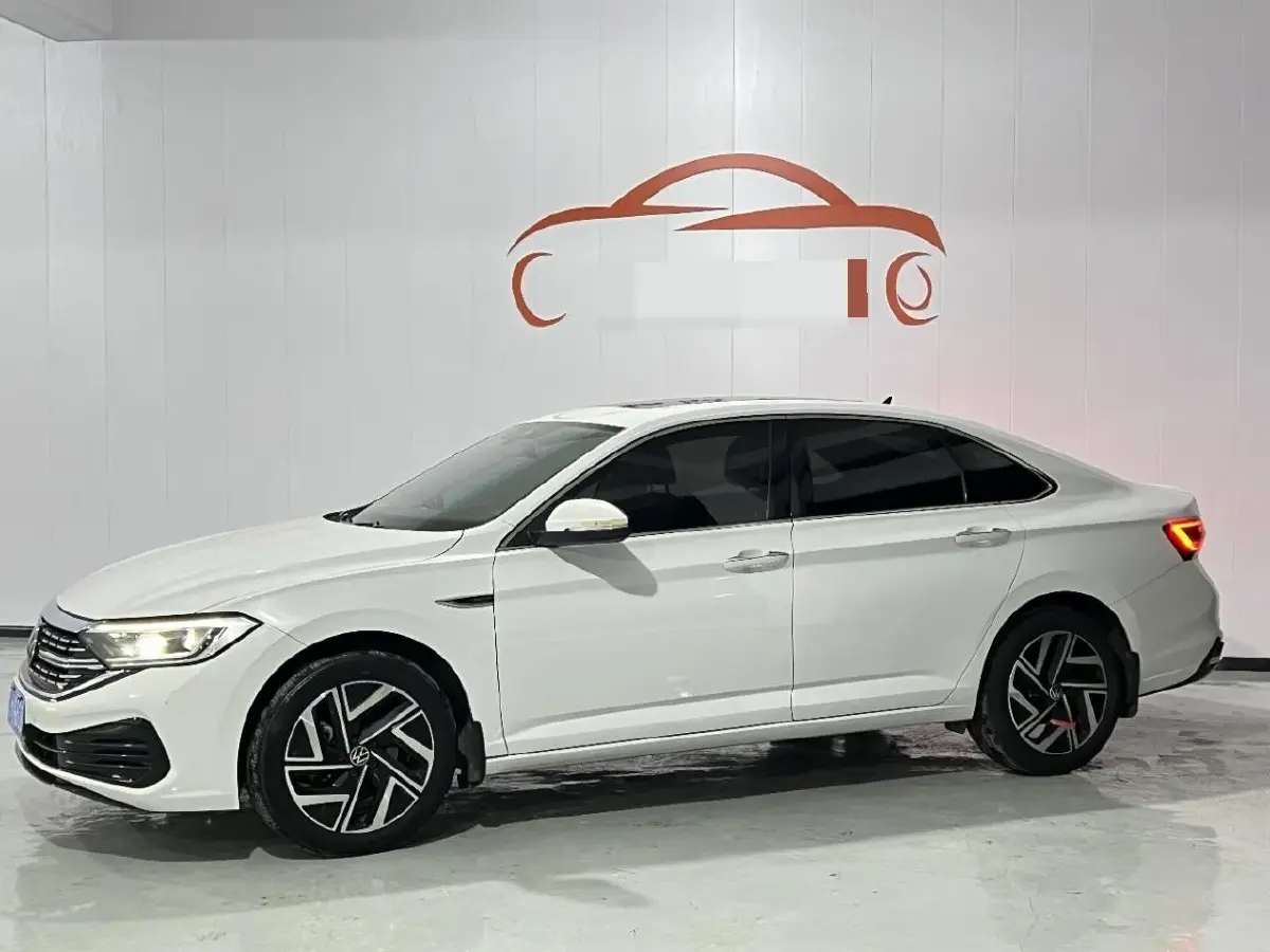 2023 Volkswagen Sagitar 1.4T 150HP L4 7DCT