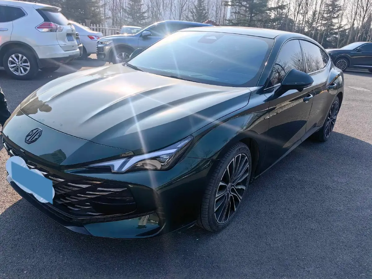 2023 MG 7 2.0T 261HP L4 9AT