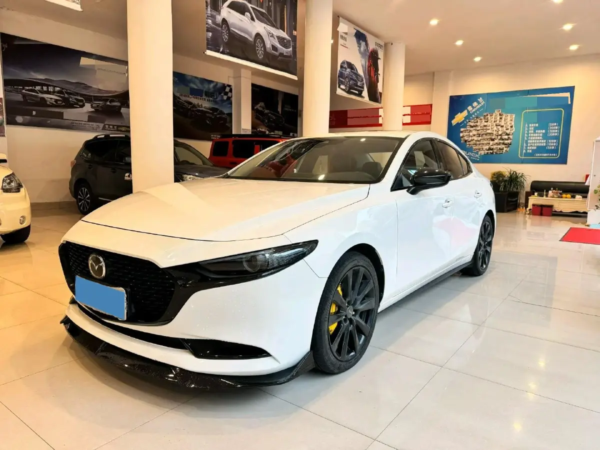 2022 Mazda 3 Axela 2.0L 158HP L4 6AT