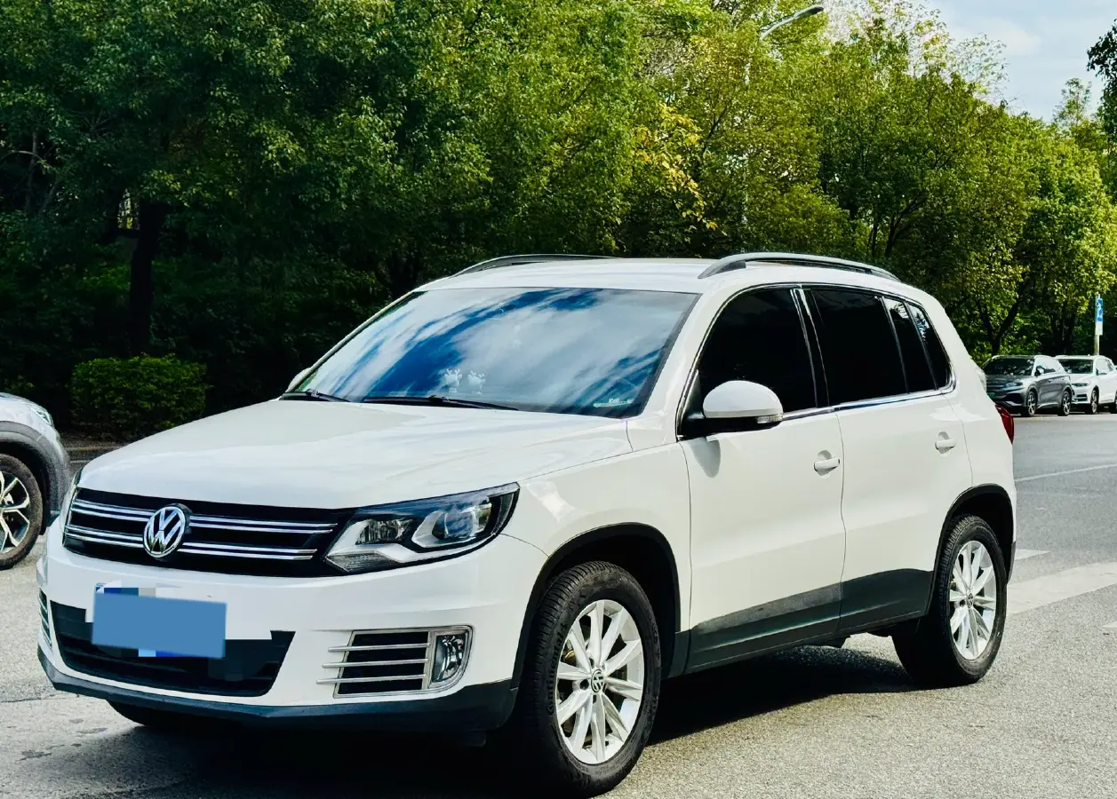 2016 Volkswagen Touran 1.4T 150HP L4 7DCT