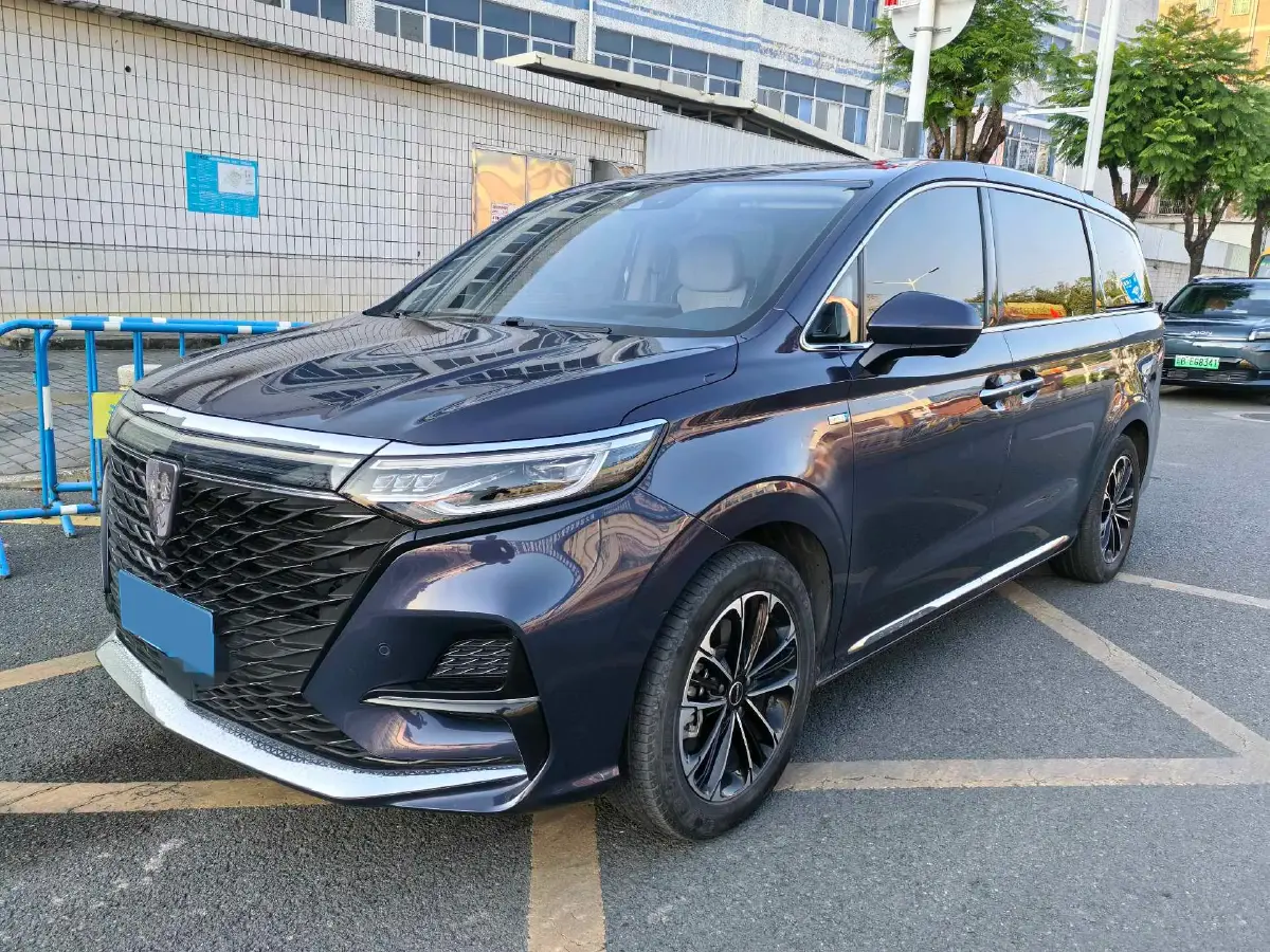 2022 Roewe iMAX8 2.0T 234HP L4 8AT