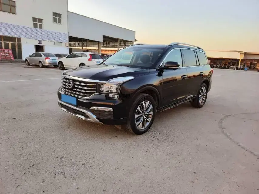 2017 GAC Trumpchi GS8 2.0T 201HP L4 6AT