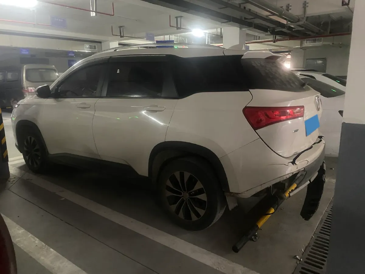 2020 BaoJun RC-5 1.5T 147HP L4 CVT,autocango,china used car exporter,china ev exporter,chinese used car exporter,chinese used ev exporter