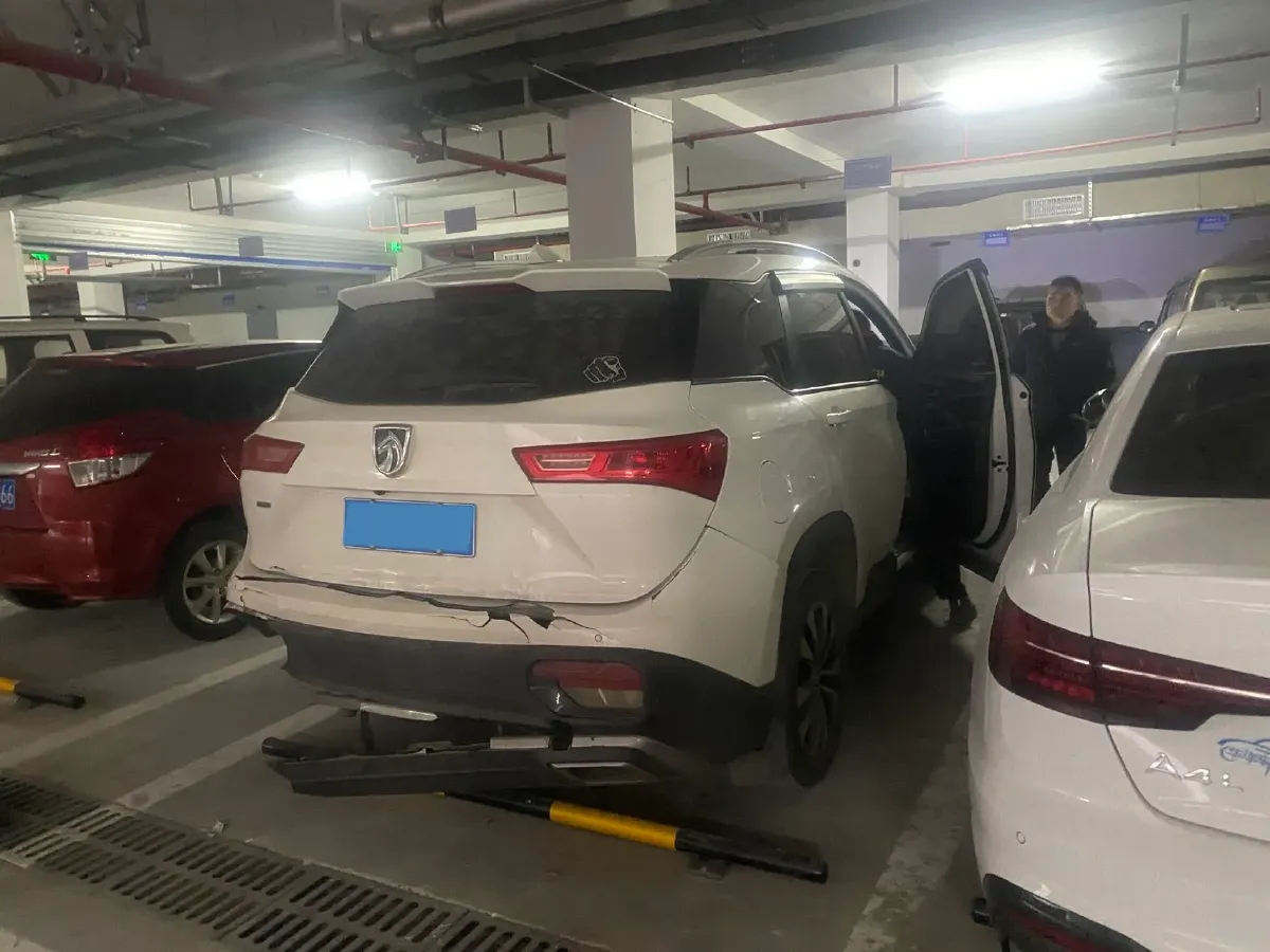 2020 BaoJun RC-5 1.5T 147HP L4 CVT,autocango,china used car exporter,china ev exporter,chinese used car exporter,chinese used ev exporter