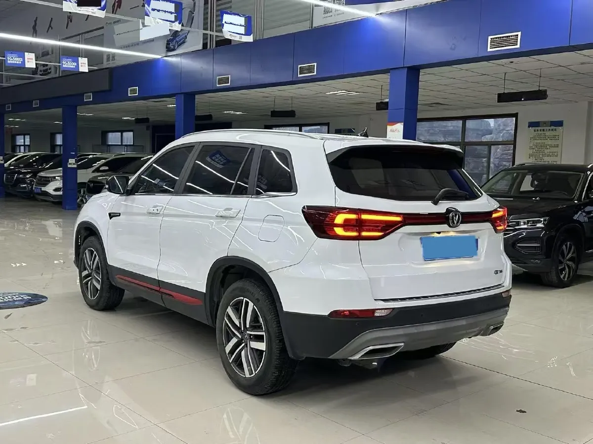 2022 ChangAn CS75 1.5T 180HP L4 7DCT,autocango,china used car exporter,china ev exporter,chinese used car exporter,chinese used ev exporter