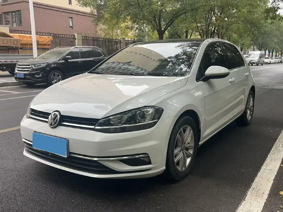2018 Volkswagen Golf 1.6L 110HP L4 6AT