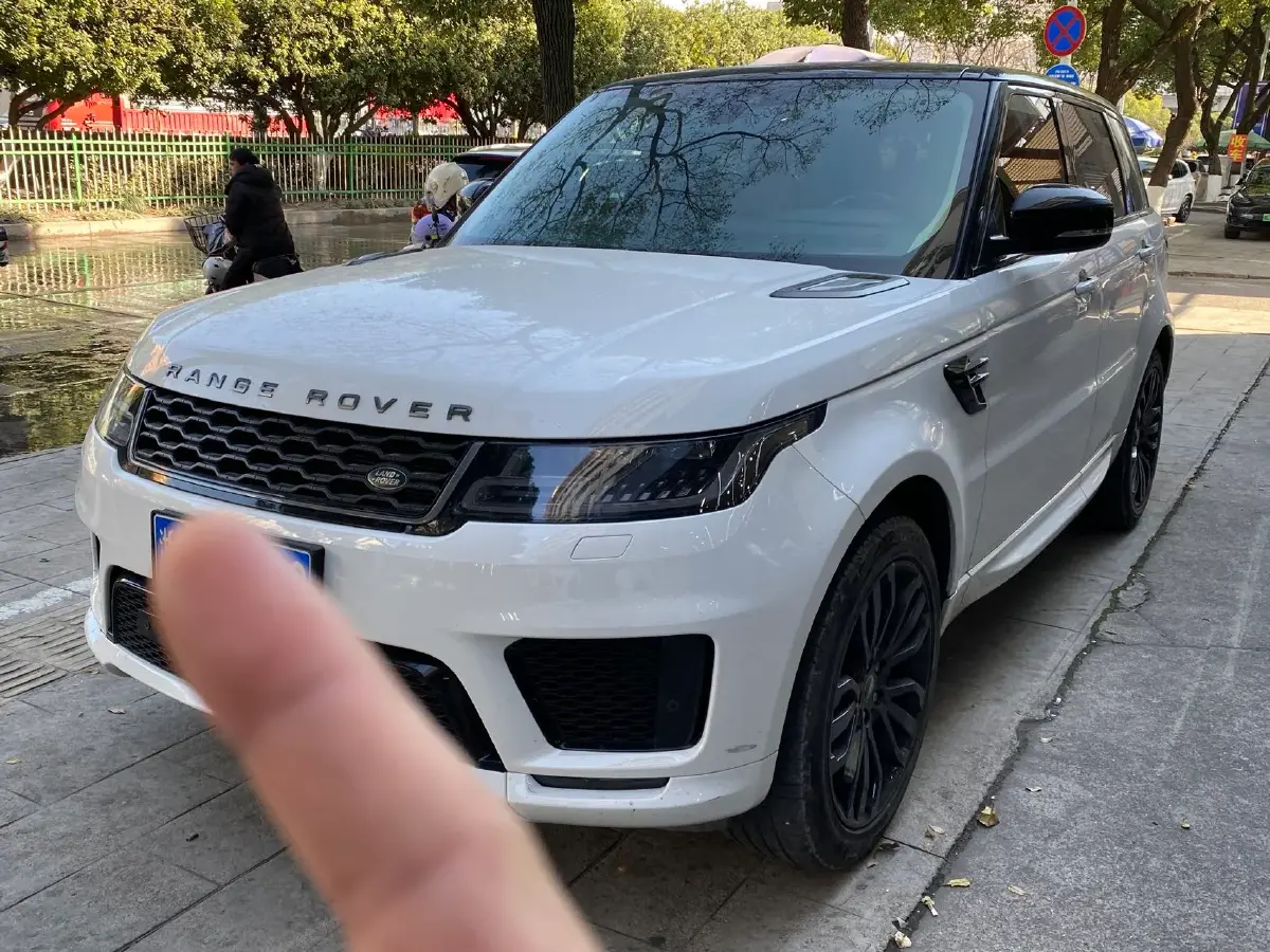 2018 Land Rover Range Rover Sport 3.0T 340HP V6 8AT