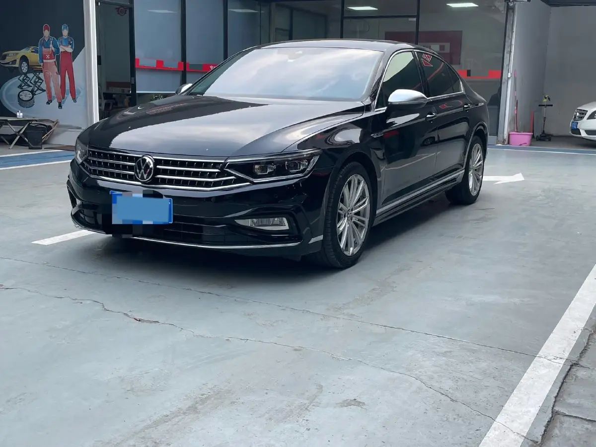 2023 Volkswagen Magotan 2.0T 186HP L4 7DCT